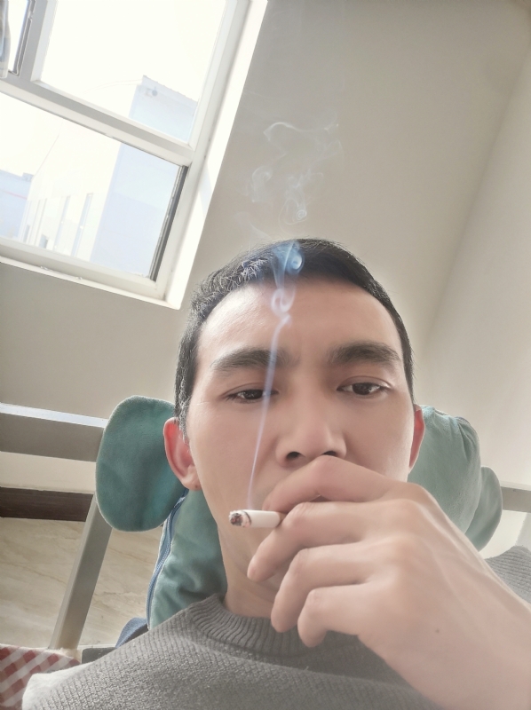 殇情的第一张照片--阿克苏残疾人相亲网
